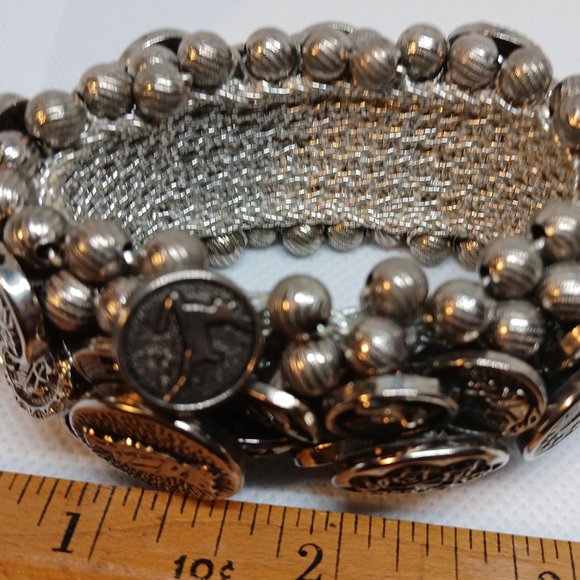 Vintage Retro Reproduction Aestetic Revival Elastic Band Button Bracelet #2W - Picture 3 of 14